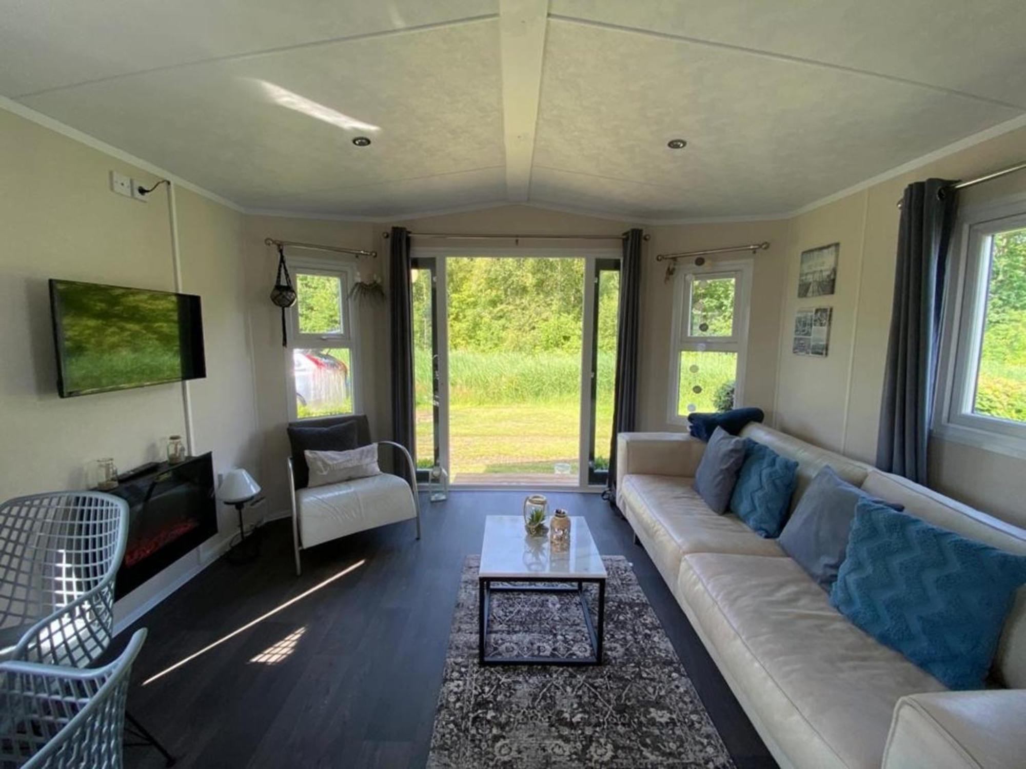 Natur Pur, O4 Neues Ferienhaus Natureingebunden, Familien- Und Hundefreundlich Eingezaeunt Callantsoog Bagian luar foto